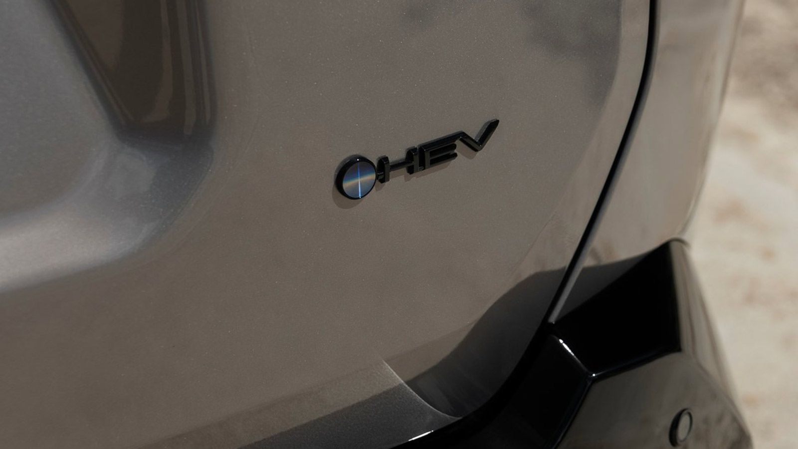 Toyota: Ετοιμάζει νέες μπαταρίες για τα υβριδικά της